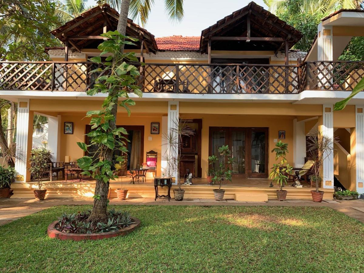 Casa Candolim Beach Front Εξωτερικό φωτογραφία