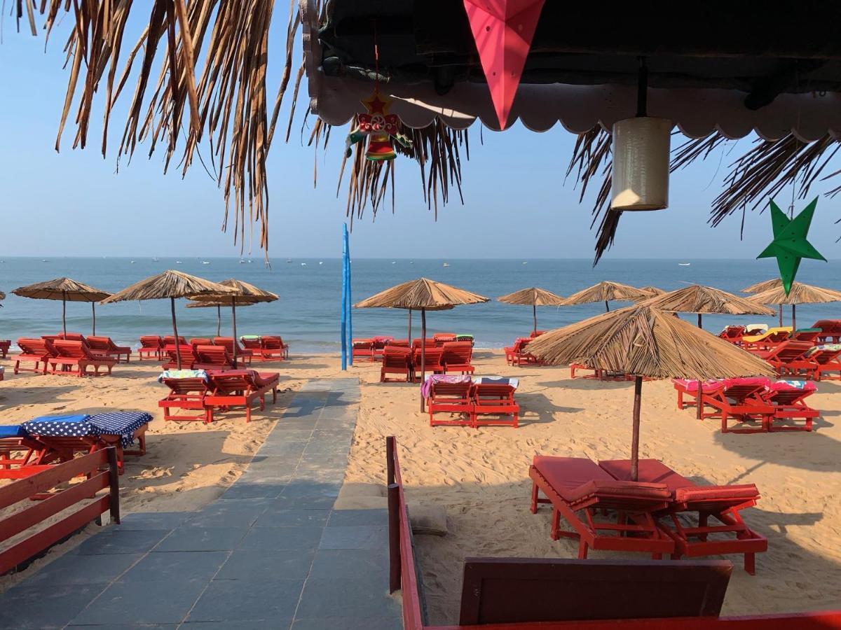 Casa Candolim Beach Front Εξωτερικό φωτογραφία