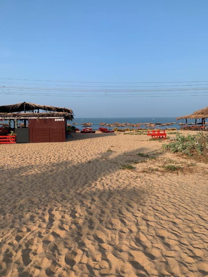 Casa Candolim Beach Front Εξωτερικό φωτογραφία